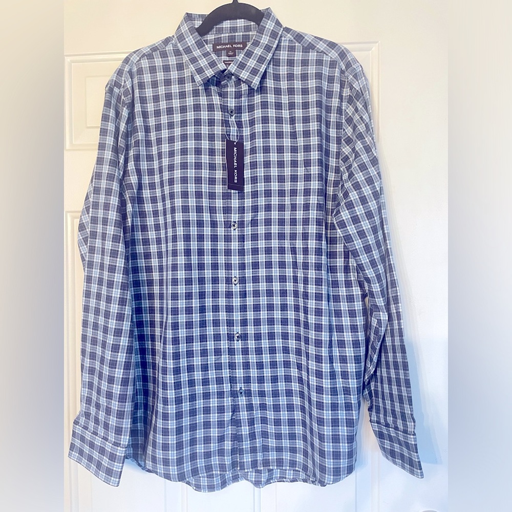 New with tags mens Michael Kors bottom down top